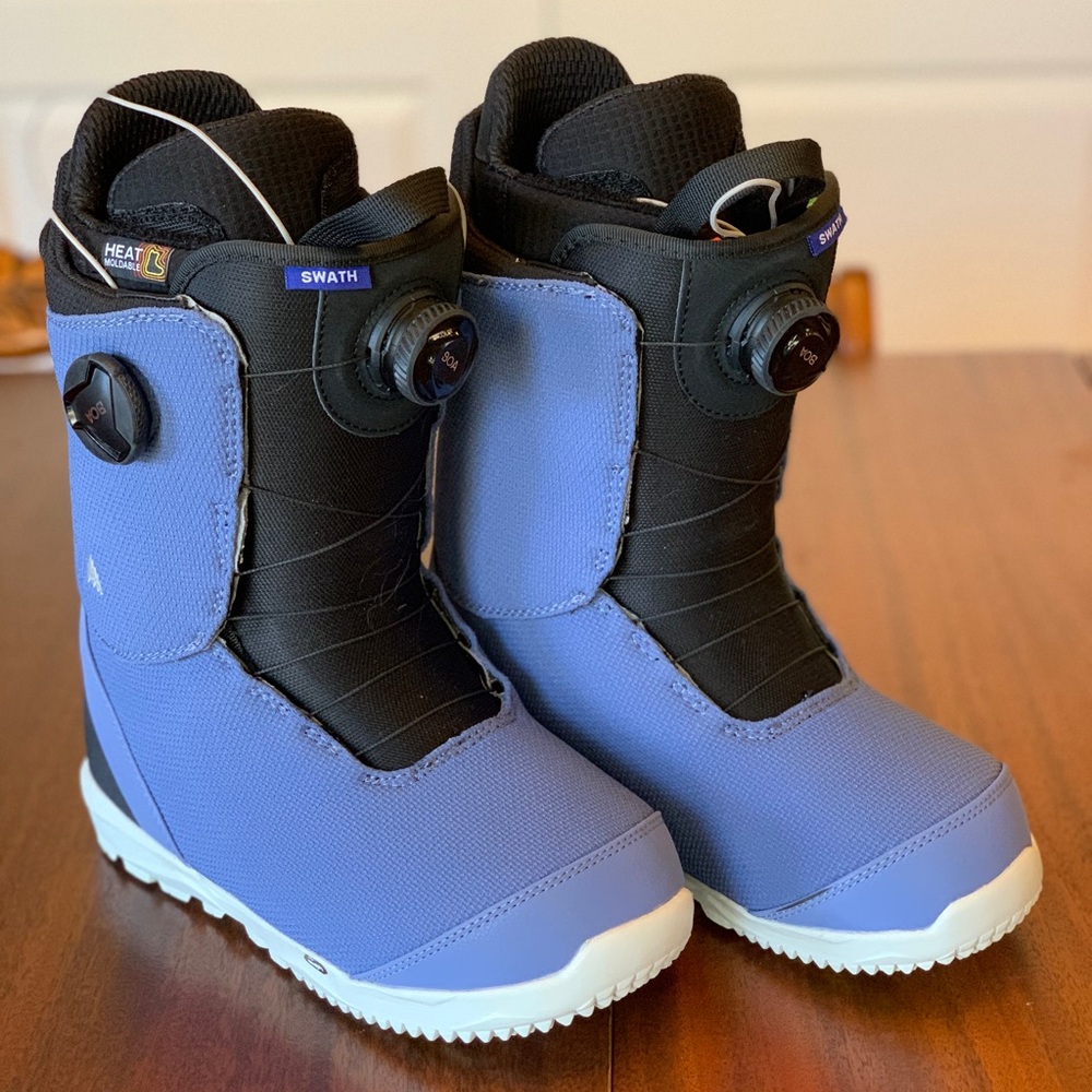 Burton Swath Snowboard boots NEW. Sz 8 men’s
